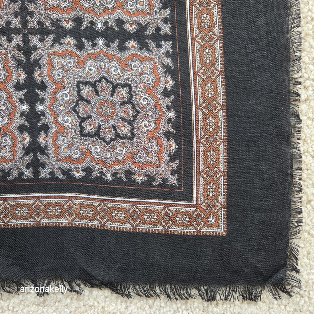 NWOT Fabio Rossi Wool Square Scarf - Picture 2 of 8